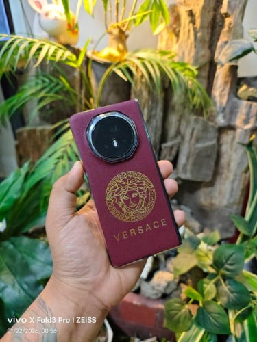 Honor magic V3/ram12/512G/(ក្រុមហ៊ុនសុីម2)