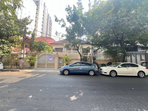 House For Rent- Boeng Kengkang1