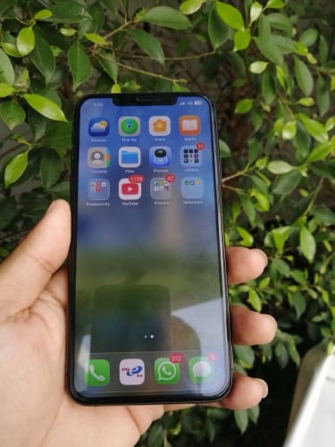 iphone 11 pro max LL/A HD256GB iphone condition 97% ដូរថ្ម,មានស្កេន