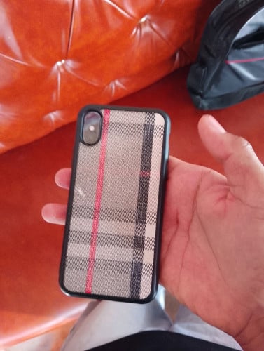 IPhoneX S ទូរសឮស្ទើអេក្រង់ថ្មថ្មី កាំមេរ៉ាក្រោយខូចនៅប្រើបានទំហំស្ទុក 256G លក់ថោកៗ 40$