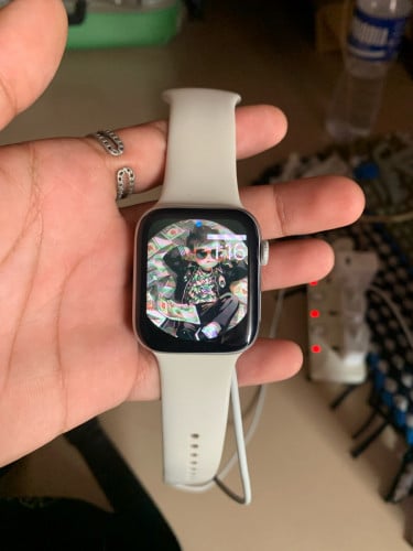 iWatch S4 44mm 120$