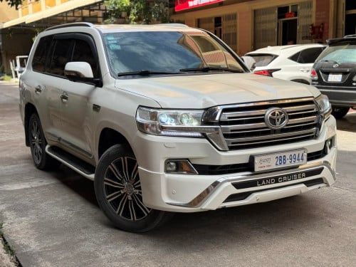 Landcruiser 2008 up 2021 ឡានថ្មី