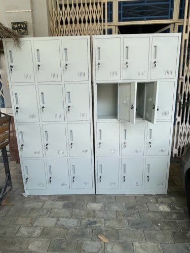 Locker 12doors