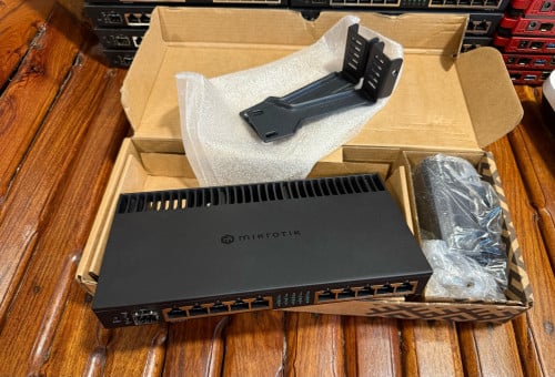 Mikrotik RB4011