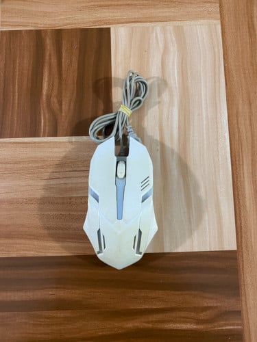 Mouse, Keyboard, Mouse pad...