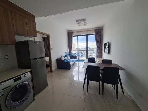 N1002 | Modern Condo 1 Bedroom with Pool and Gym For Rent