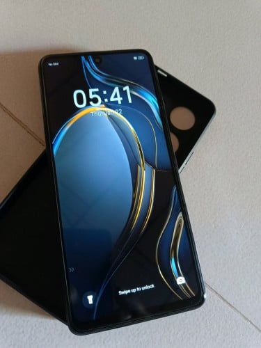 Pova 5អេក្រង់ក្រុហ៊ុន ប្រើអេម អត់ឆ្នាំងលក់អត់ប្រើ