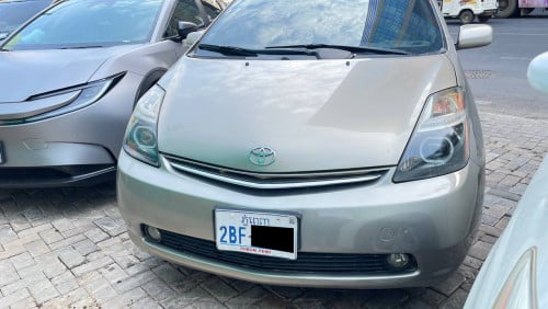 Prius 2008 Full Option ឡានស្អាត ABS ខ្លាំង  ម៉ាស៊ីនហ្ស៊ីន