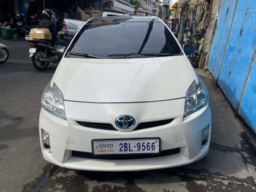 Prius 2010 options Solar