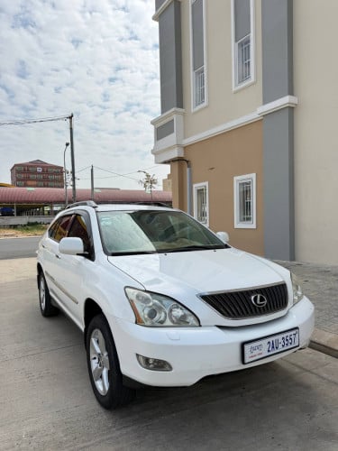 RX330 2005 h/full pong2