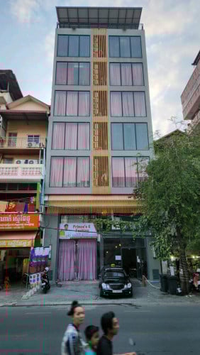 Shophouse for Rent - High Occupancy Building On Preah Sisokwat Quay