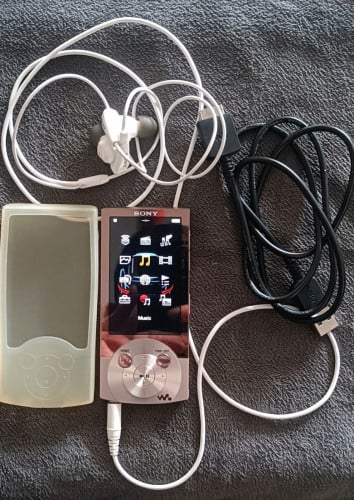 Sony walkman NW - A856 (32GB) New 99.9%