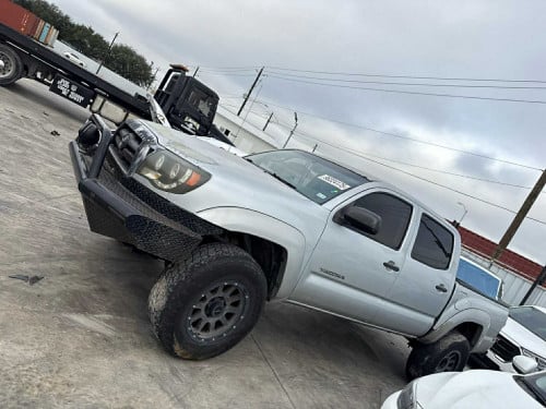 Tacoma  2008 កាប់ពីតាស់