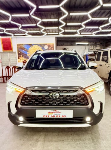 TOYOTA COROLLA CROSS 2021