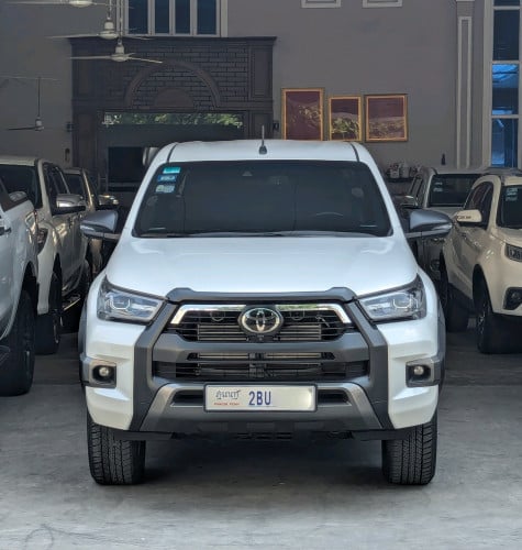 Toyota Hilux Rally 2023 ទឹកថ្នាំសុិន១ជុំ  27,000km