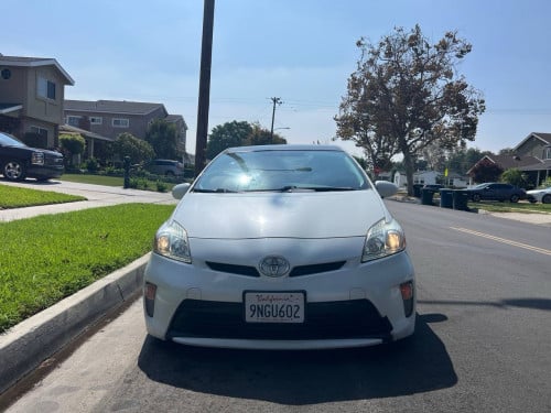 Toyota Prius 014 Deluxe Solar ឡានកាលី​ ឡាន​ប្រេីតាមផ្ទះ