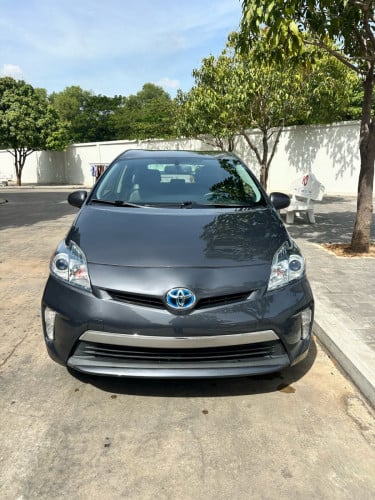 Toyota Prius Plug-in advance