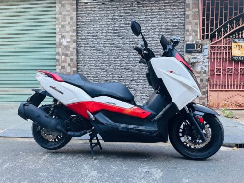 YOMOTR T-10 (125cc, year2019, 980$, from Singapore)