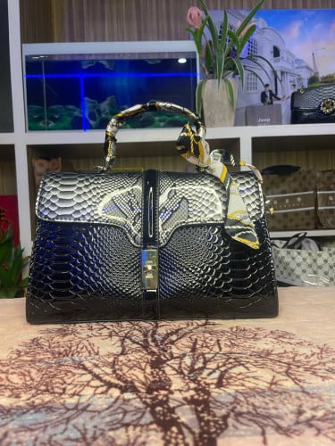 កាបូបលក់បញ្ចុះតំលៃ