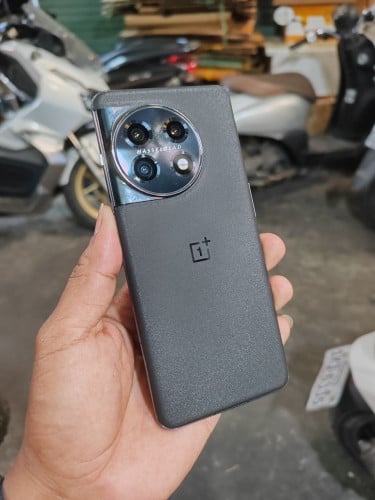 ក្រុមហ៊ុនប្រើបានស៊ីមពី