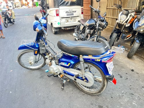 ម៉ូតូលក់