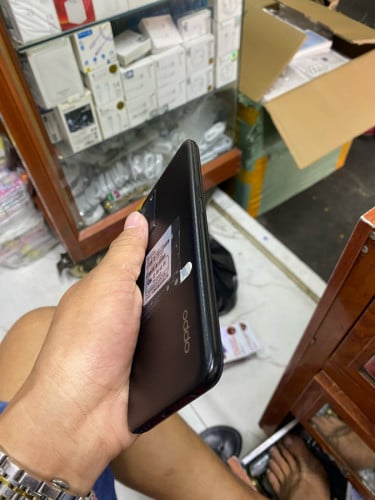 លក់ទូរសព្ទoppo a55 5g