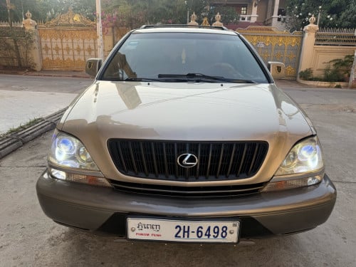 ឡានលក់ធានាឯកសារគ្រូបធានាអត់បុកអត់កាត់តស្ងោដូពណ៌