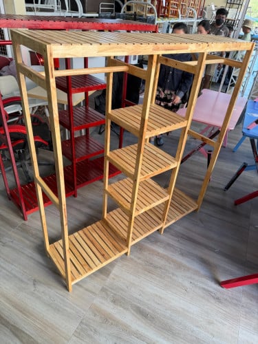 មានច្រេីន​ថ្មីៗ