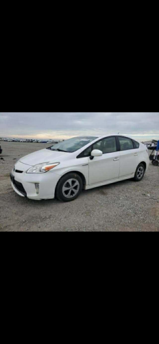 រថយន្តលក់សាងឆ្នាំ014អប់សិន4សាង16900$