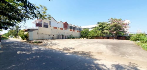 ដីលក់បន្ទាន់​ ៖ 100m ពីសាលា IU, ទីតាំងនៅសង្កាត់ភ្នំពេញថ្មី