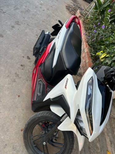 ជិះផ្ទាល់150ccស្មាតឃីស្អាតខ្ចីញ៉េញ