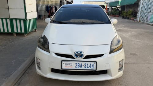 ឡានលក់ ឆ្នាំ2010 អប់សិន4 តំបូលសូឡា 15300$ ចរចា