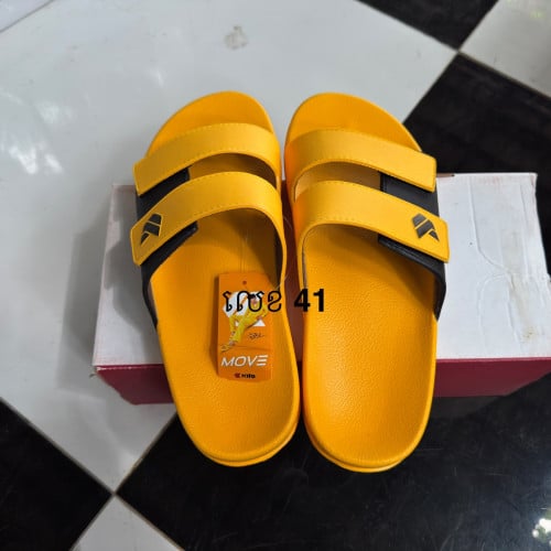 ស្បែកជើងបុរស ១គូ 5$ លក់លាងស្តុក