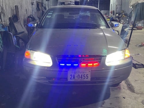 ឡានលក់ឡានឆ្នាំ 99