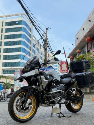ចង់លក់ BMW. GS R1250 HP. 2019. ក្រដាសពនធនីតិចគីឡូ
