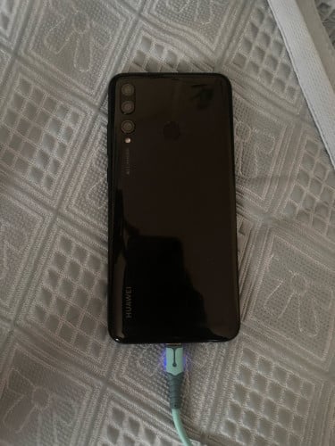 លក់ huawei 25$ 128g