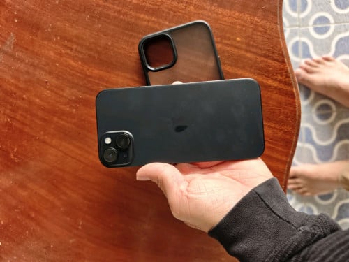 លក់ iphone 15 Plus 128G ZA នៅស្អាត99% Original ទាំងអស់ តំលៃ480$