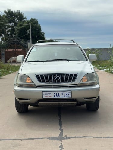 ឡានលក់Lexus Rx300 ឆ្នាំ2002 ប៉ុង១ ម្ចាស់ដើមទីមួយ  - ធានាឡានស្អាត អត់បុក អត់បាញ់ - អត់កាត់ត