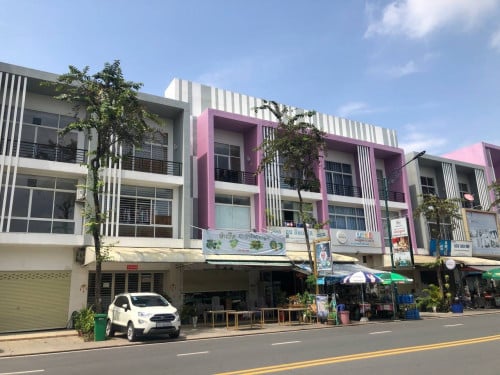 商店房子出租在 Peng Hout Bueng Snor ，铁桥头区, 金边 ，柬埔寨