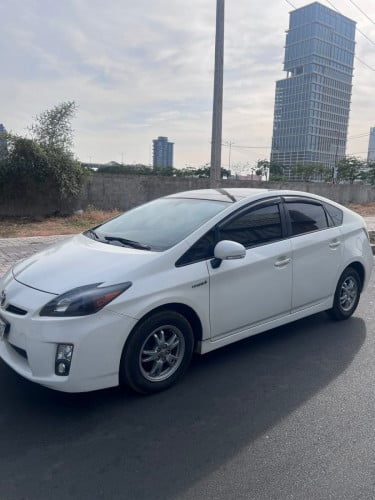 លក់ឡាន Priuse 010 ឡានផ្ទាល់ខ្លូន