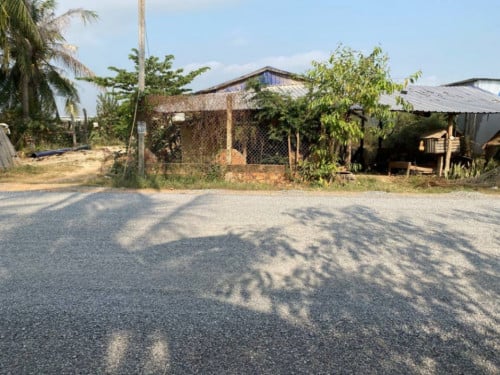 🏦House Available for Urgent Sale at a Special Price (Negotiable).