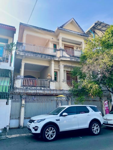 👉ផ្ទះជួល នៅកណ្ដាលទីក្រុងភ្នំពេញ