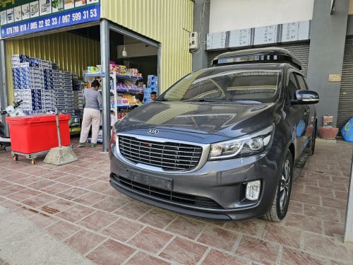 💥ទ្បានសម្រាប់ជួល ឬ លក់ Kia Canival 2015 លក់ ម្ចាស់ដើមទើបមកដល់មិនទាន់ជិះ លក់ 21,800$ ចរចា