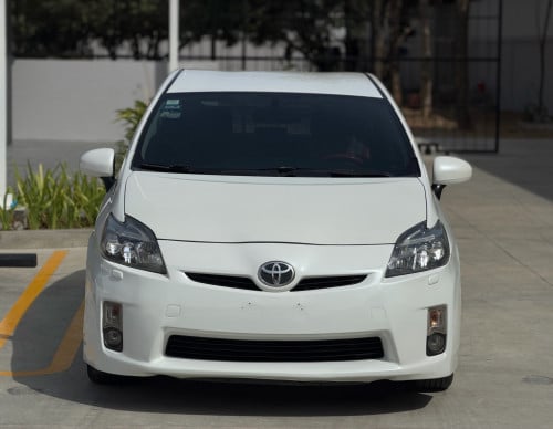 🔥Prius010 Option5កាន់💰5500$💸ដកឡានភ្លាមបង់រំលស់ជាមួយឃ្លាំងផ្ទាល់
