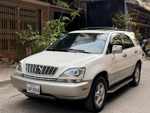 02full ឡានថ្មីលក់ប្រញាប់លុយ