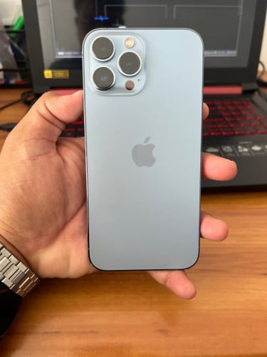 13 ProMax អេក្រង់ថ្មី