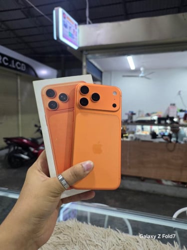 17ProMax 256G Za​ សំណុំសុីនណែន