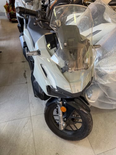 ADV japen 150cc 3680$