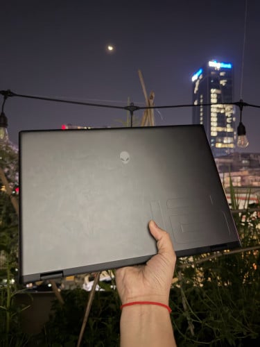 Alienware M16 R2 _ Ultra 7 / 16G / 1TB / 4070 99%