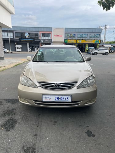 Car for sale Camry 02 XLE ឡានស្អាតអត់បុកអត់ច្រេះទឹកថ្នាំស្រីនធានាមិនប្ដូរពណ័ ក្នុងលឿងពូកស្បែ